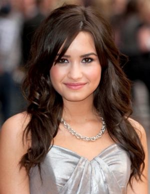 300px-Demi_Lovato_1.jpg