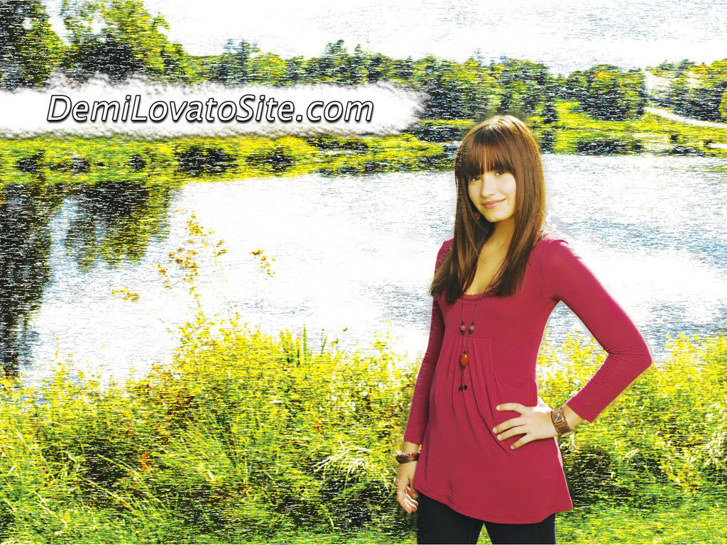 DEMI-LOVATO-demi-lovato-club-3132502-1024-768.jpg