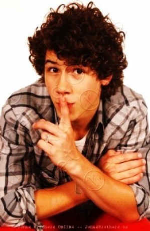 152883_Nick%20Jonas3[1].jpg