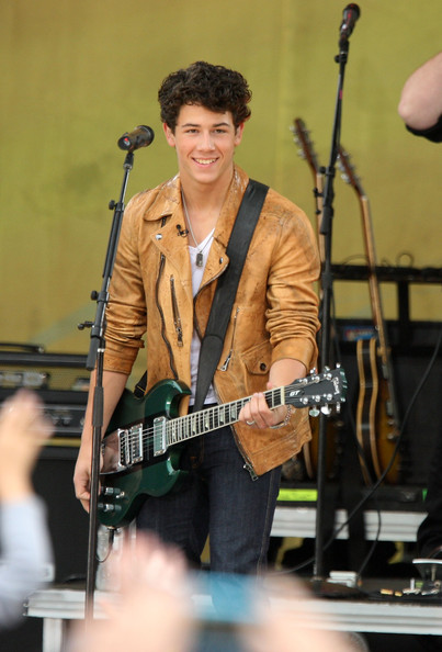Jonas+Brothers+Perform+ABC+Good+Morning+America+3U1PAwXR2SSl.jpg