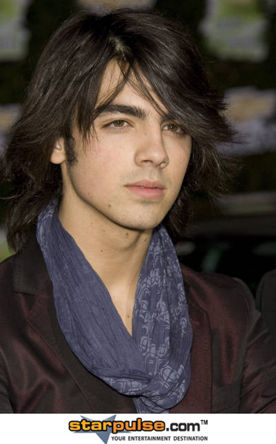 Joe%20Jonas%20-CSH-039587.jpg